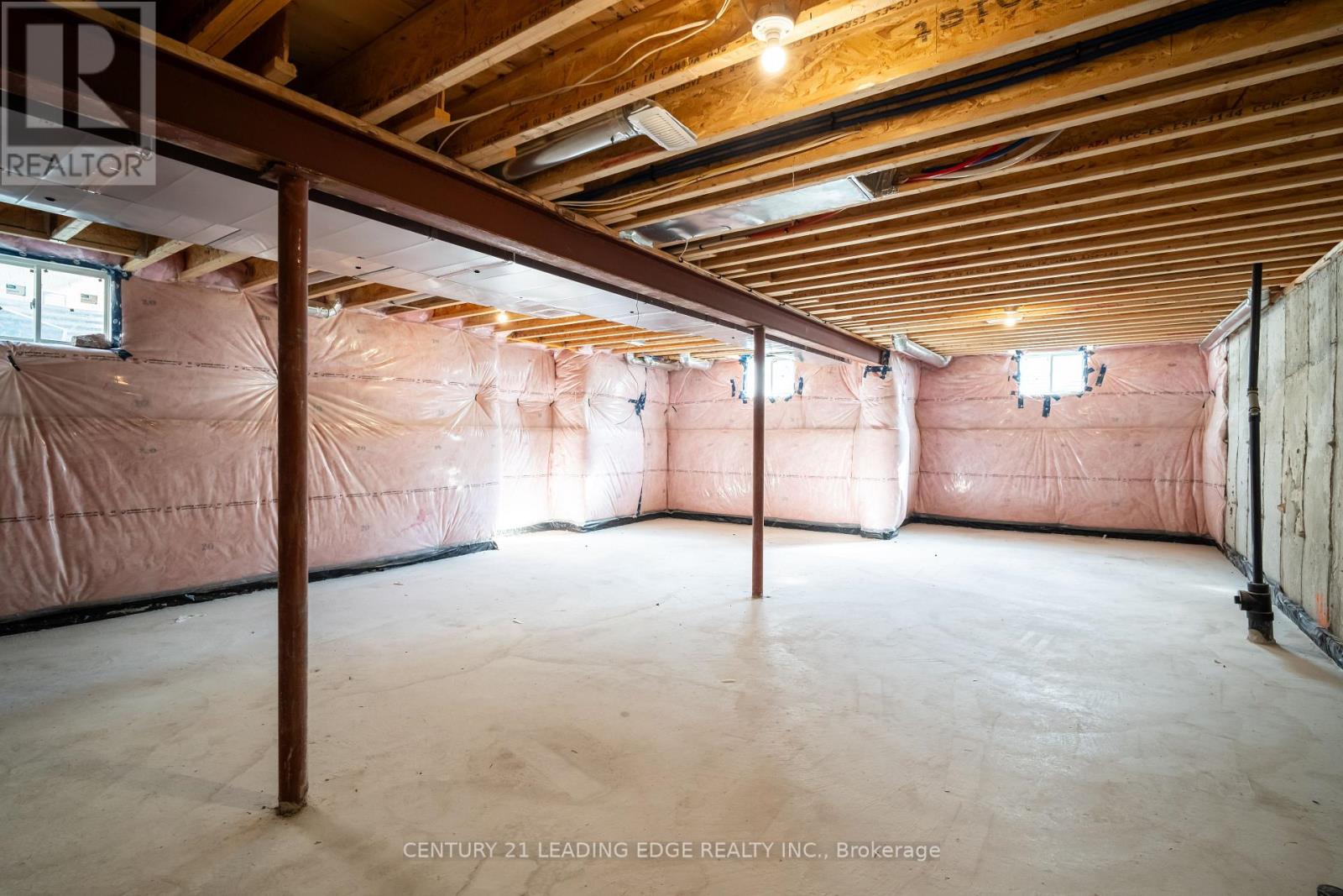 103 KENTLEDGE AVENUE - 44