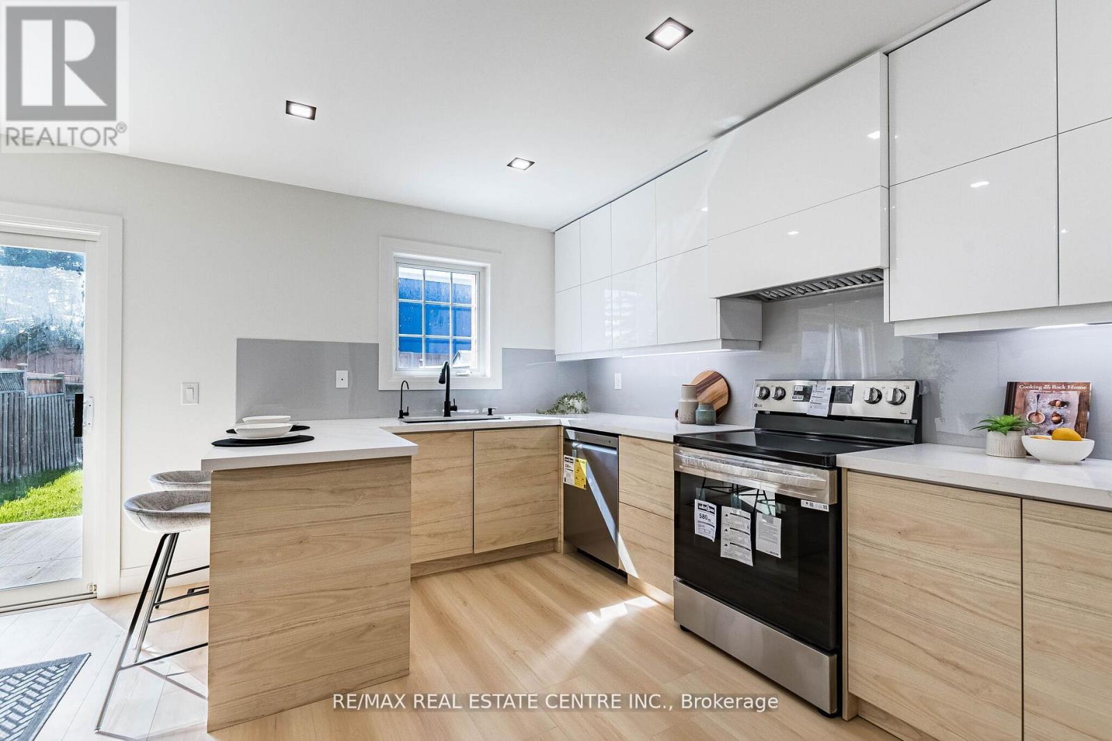 51 CHECKERBERRY CRESCENT - 10