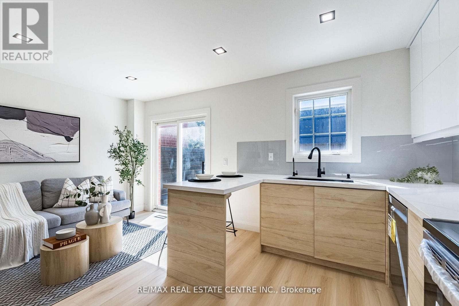 51 CHECKERBERRY CRESCENT - 11