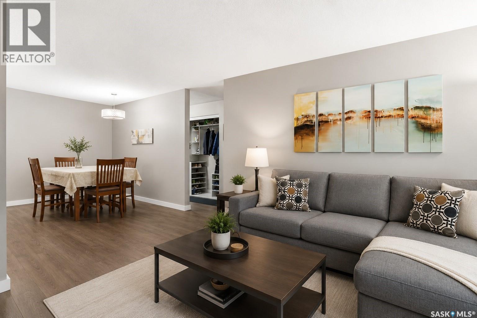 #403 536 4TH AVENUE N - Image 3