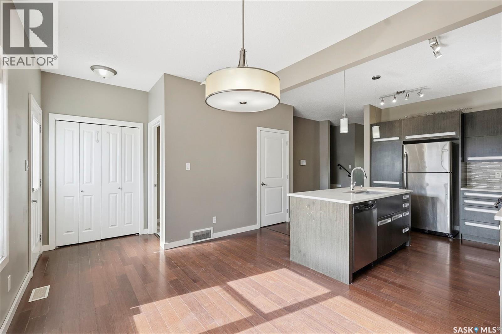 916 Stonebridge COMMON - Image 13