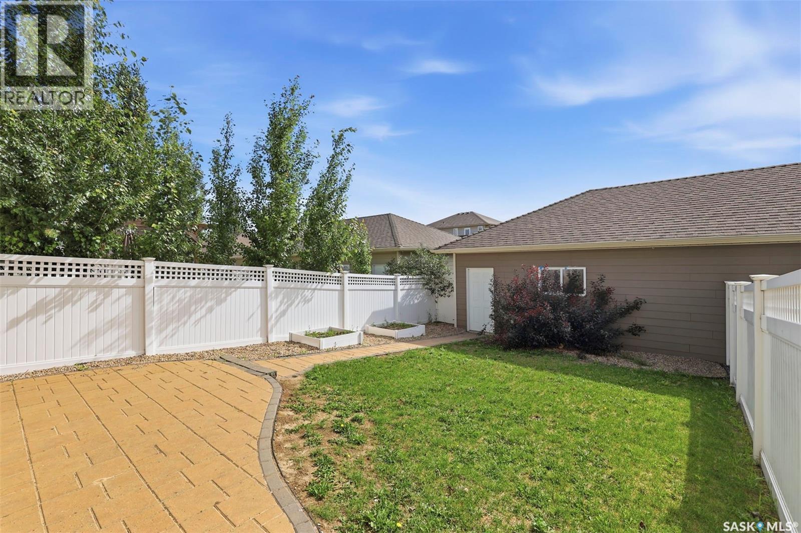 916 Stonebridge COMMON - Image 34