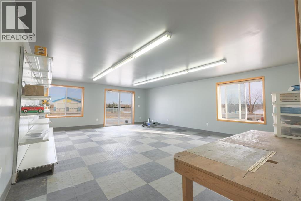5222 44 Street - Photo 13
