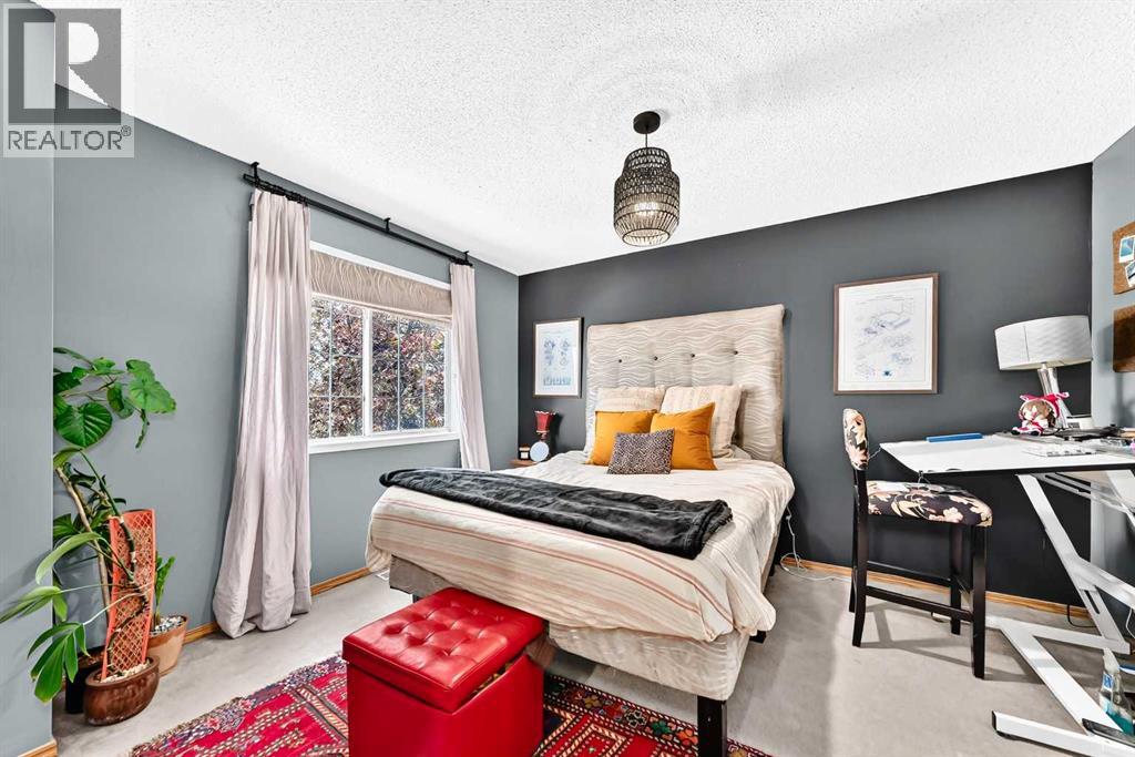 216 Hidden Spring Green NW - 18