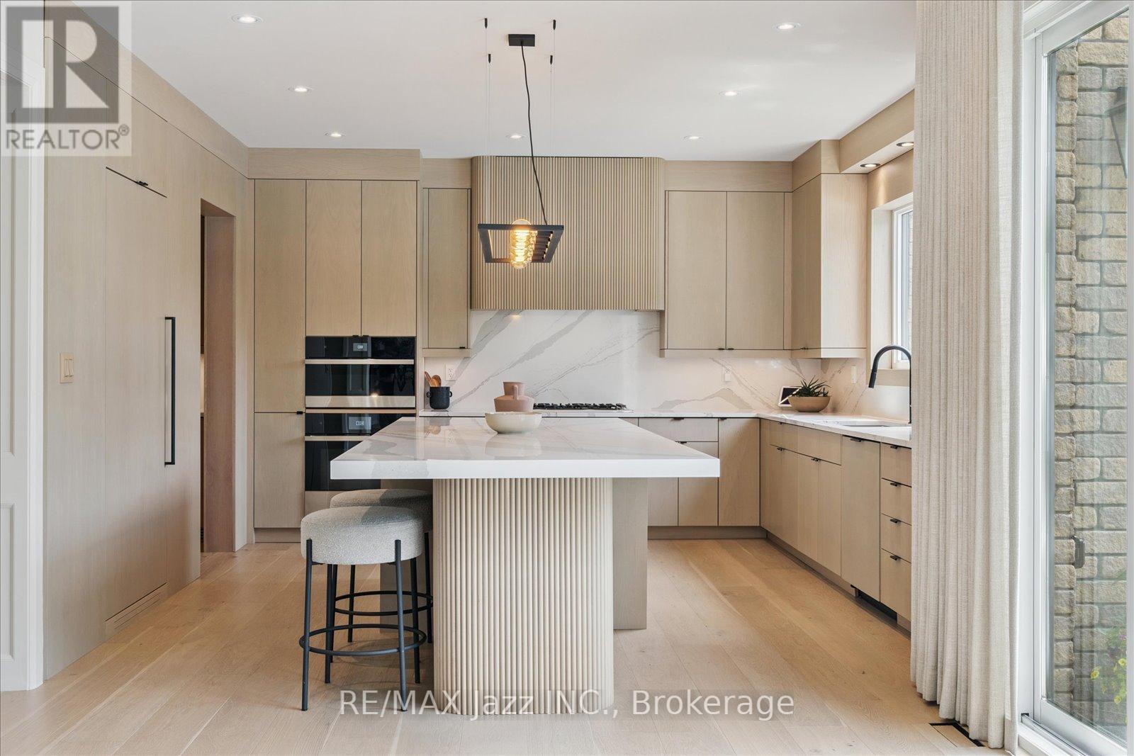 82 BRIDLEWOOD BOULEVARD - 12