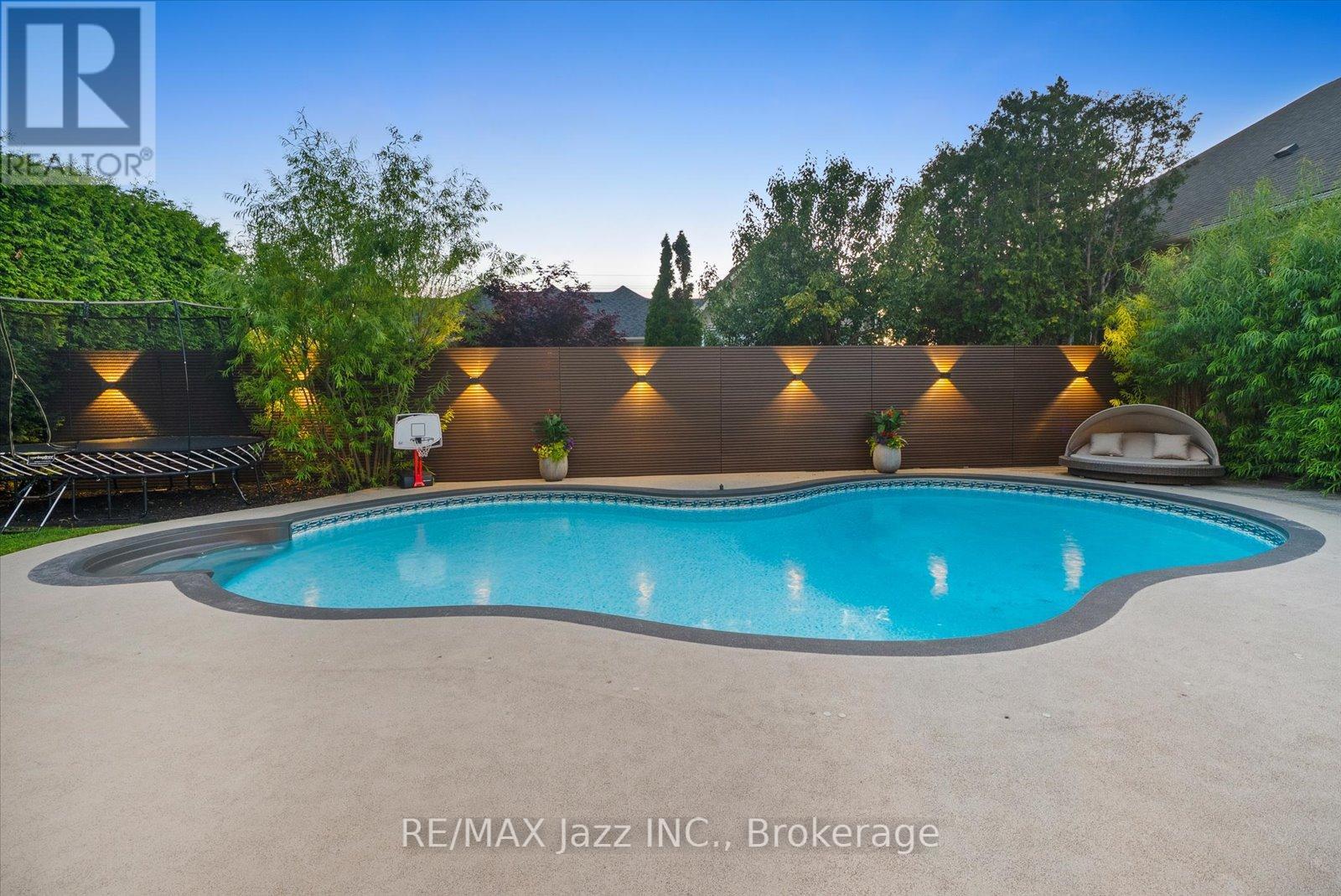 82 BRIDLEWOOD BOULEVARD - 42