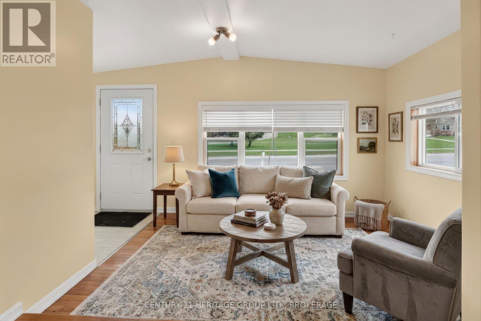 77 PORTSMOUTH AVENUE - 11