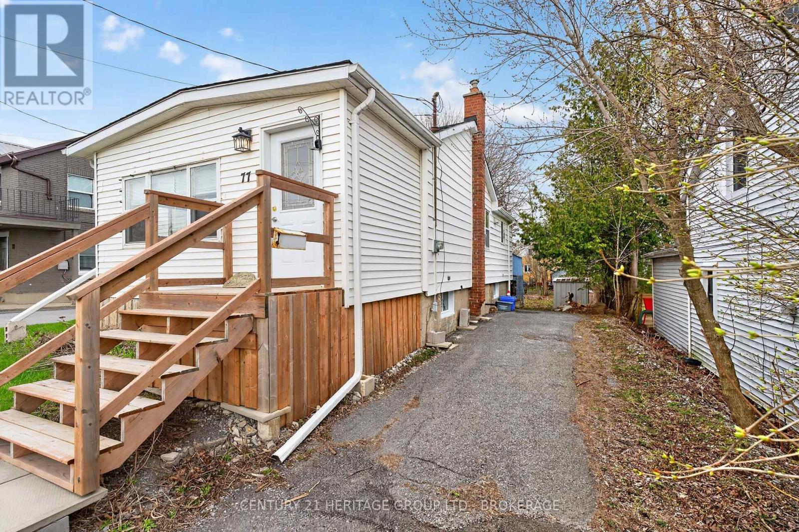77 PORTSMOUTH AVENUE - 4
