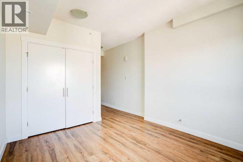 #1307 8880 Horton Road SW - 17