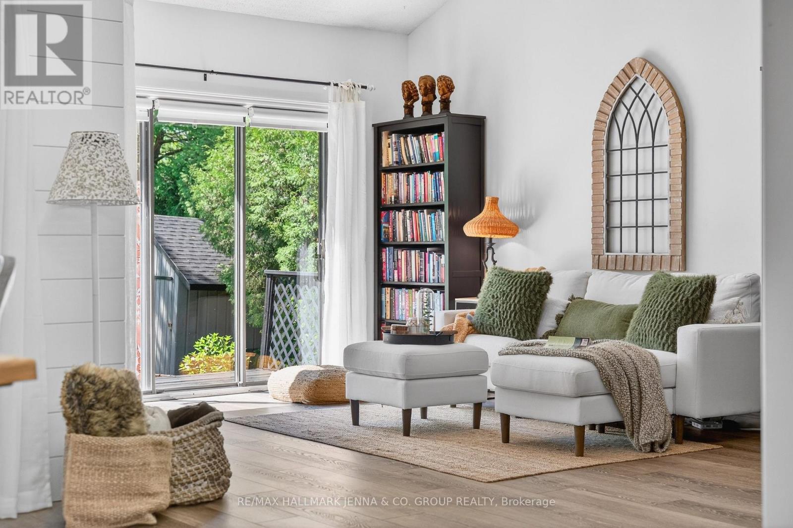1214 UPTON ROAD, Ottawa. Luxury613. By Peter Sagos - Image 9