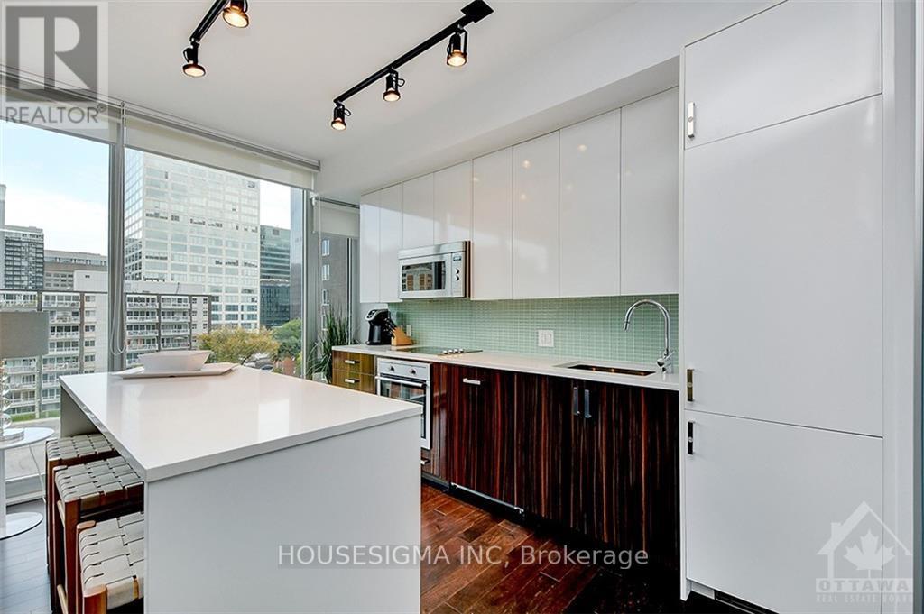 602 – 300 LISGAR STREET, Ottawa. Luxury613. By Peter Sagos - Image 11