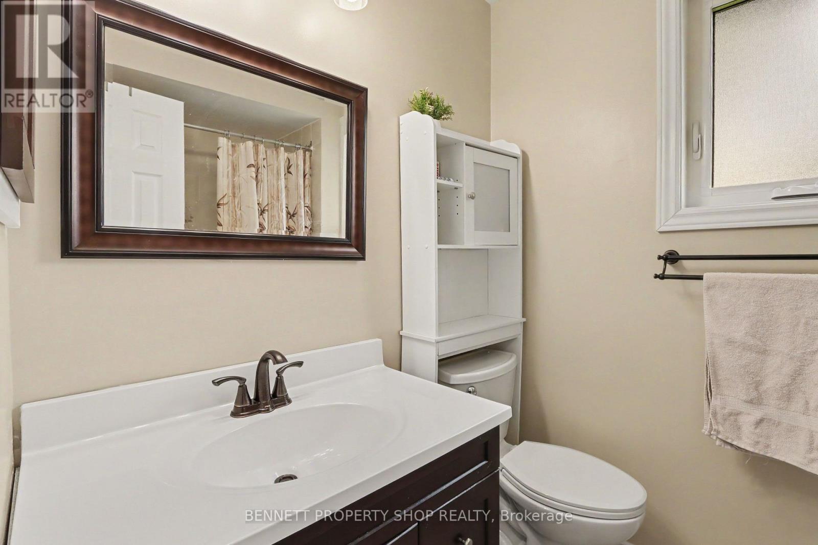 432 PICKFORD DRIVE - 16