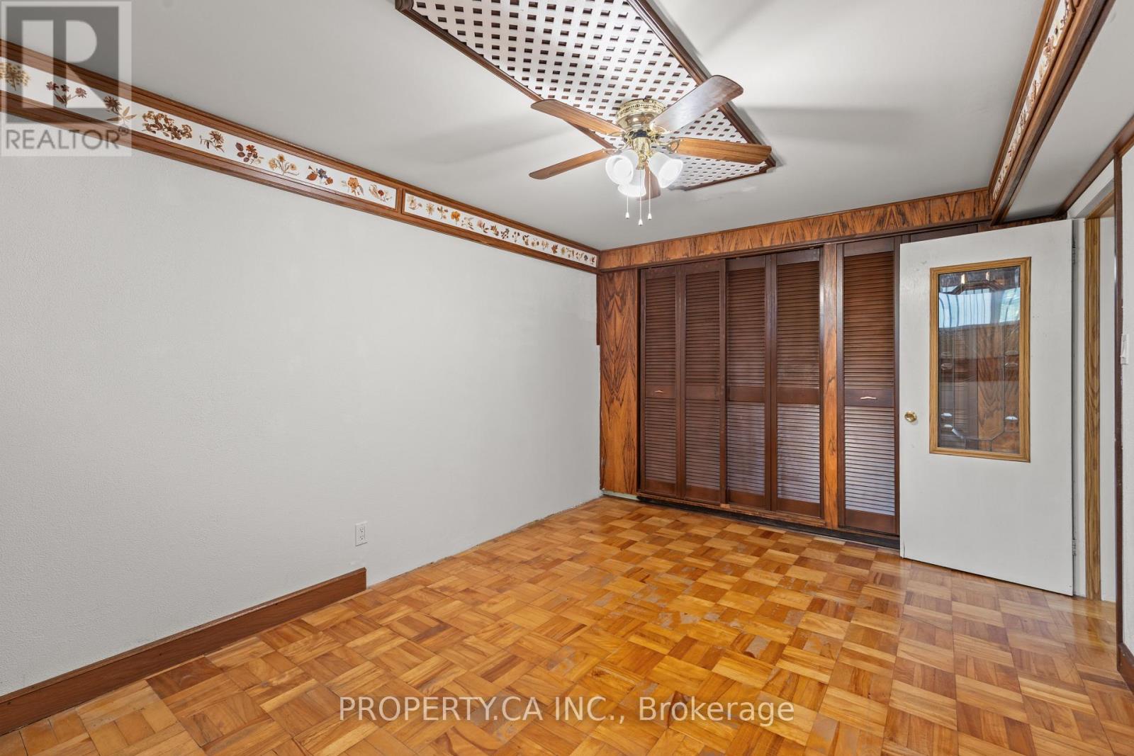 77 TROUTBROOKE DRIVE - 27