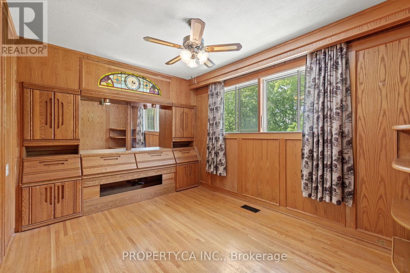 77 TROUTBROOKE DRIVE - 16
