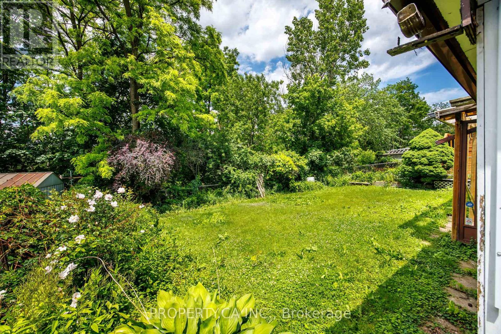 77 TROUTBROOKE DRIVE - 38