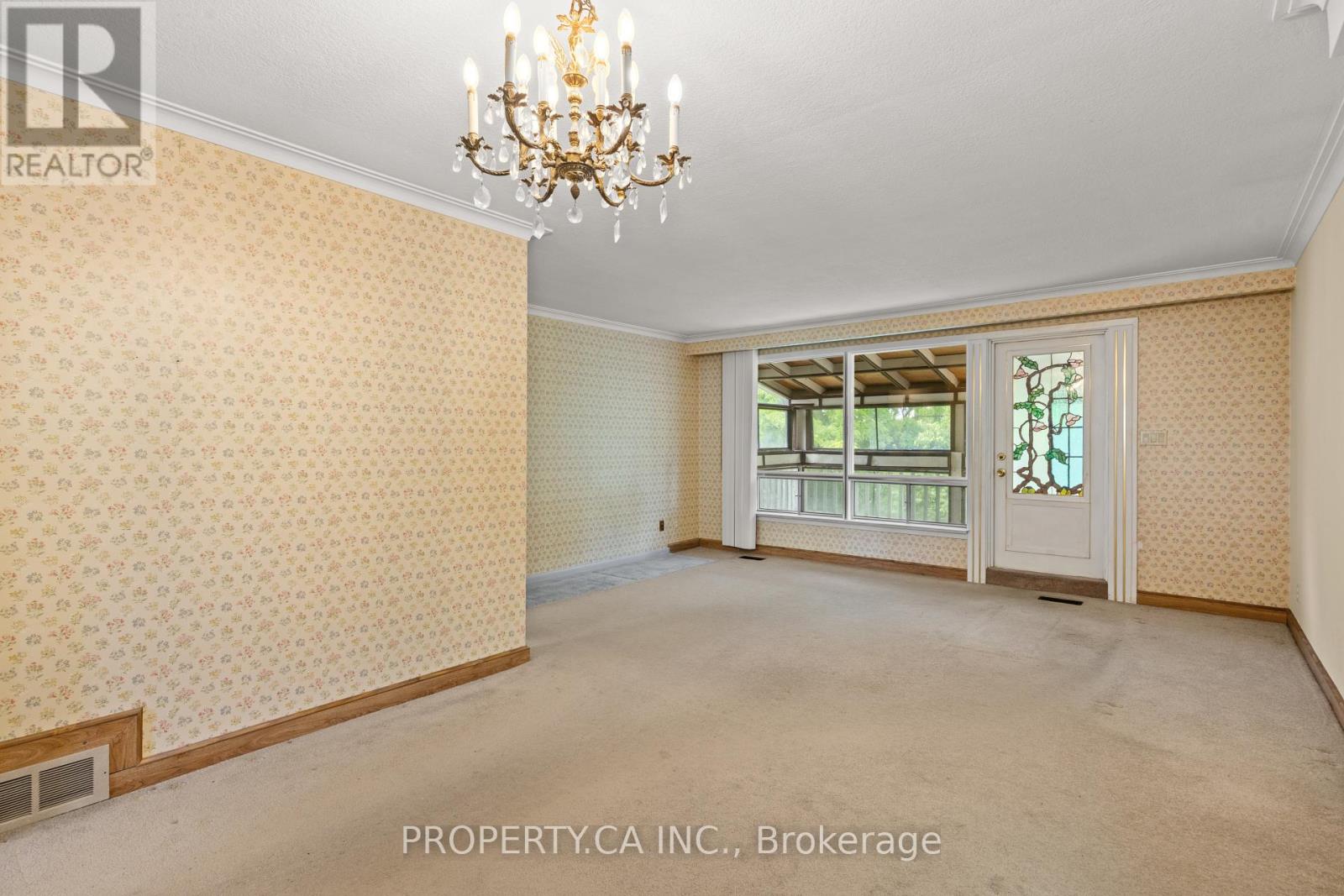 77 TROUTBROOKE DRIVE - 6