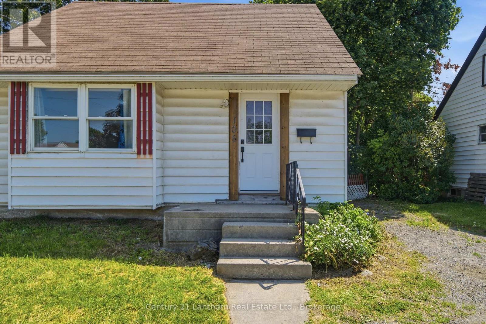 105 HUMEWOOD DRIVE - 5