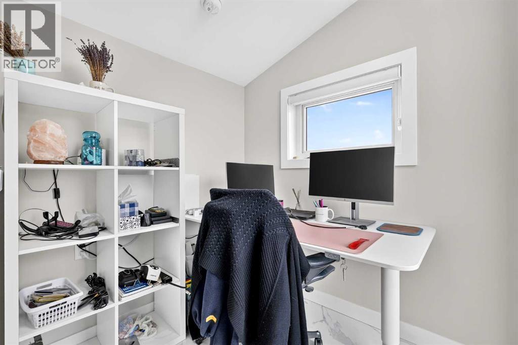 3414 15 Street SW - 14