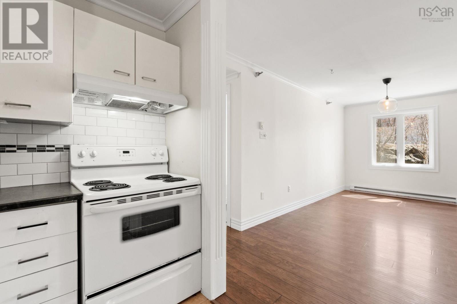 #109 174 Rutledge Street - 20