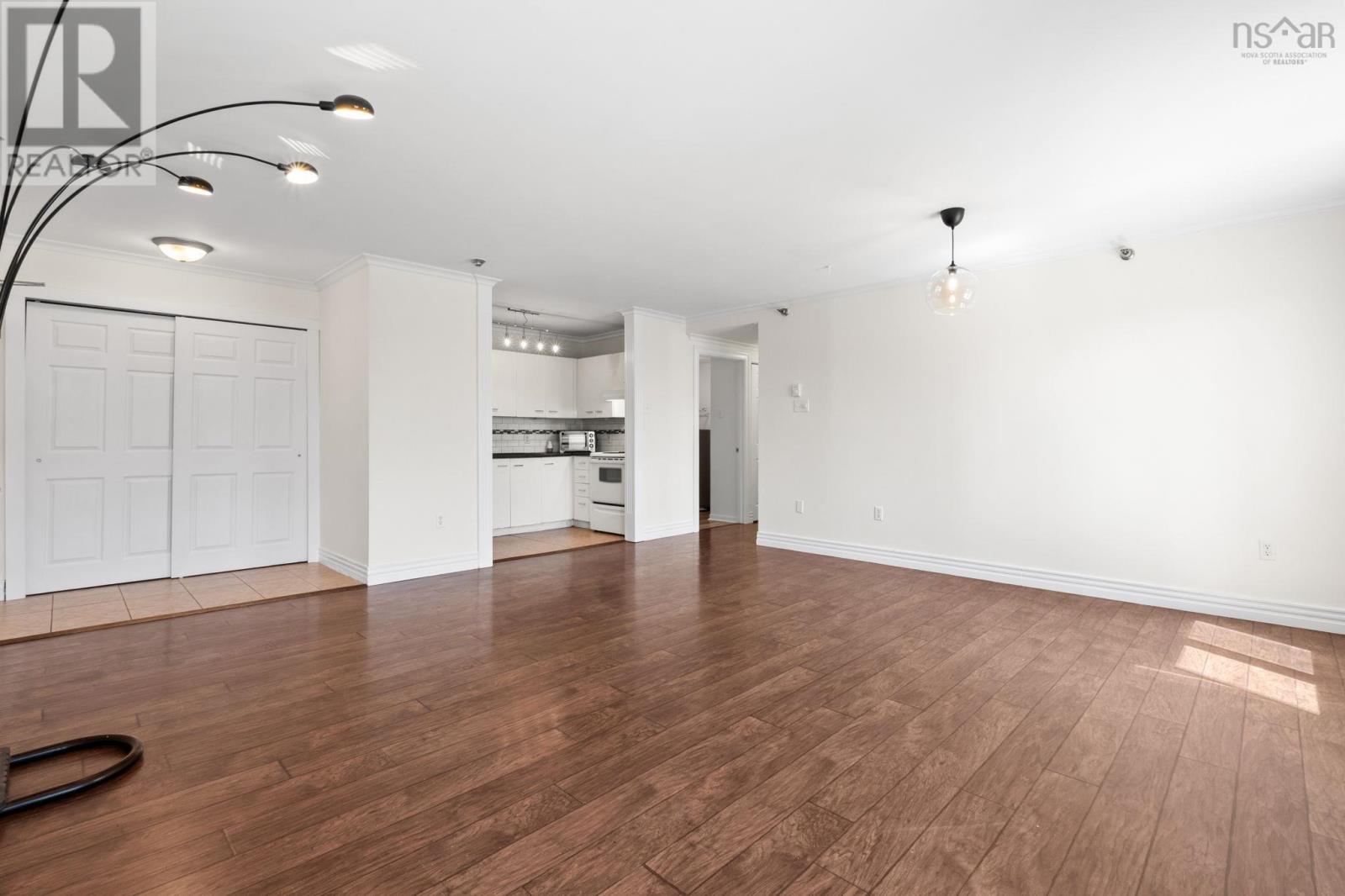 #109 174 Rutledge Street - 11