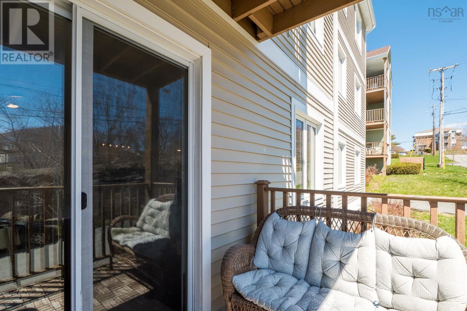 #109 174 Rutledge Street - 35