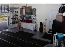 6 Heath Crescent thumbnail 18