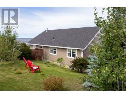 6 Heath Crescent thumbnail 5