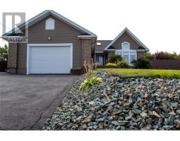 6 Heath Crescent thumbnail 3