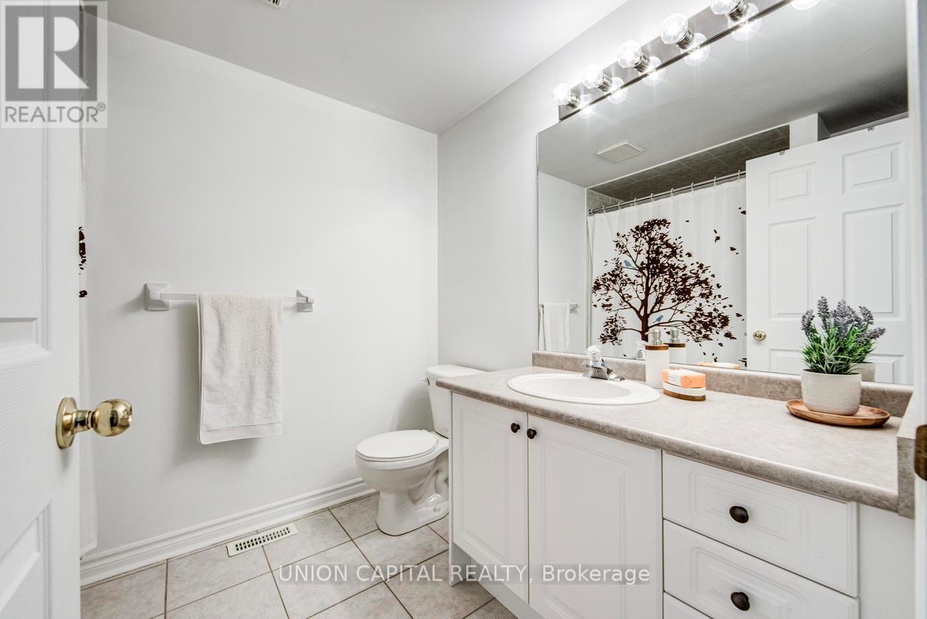 #8 1 BASTEDO AVENUE - 28