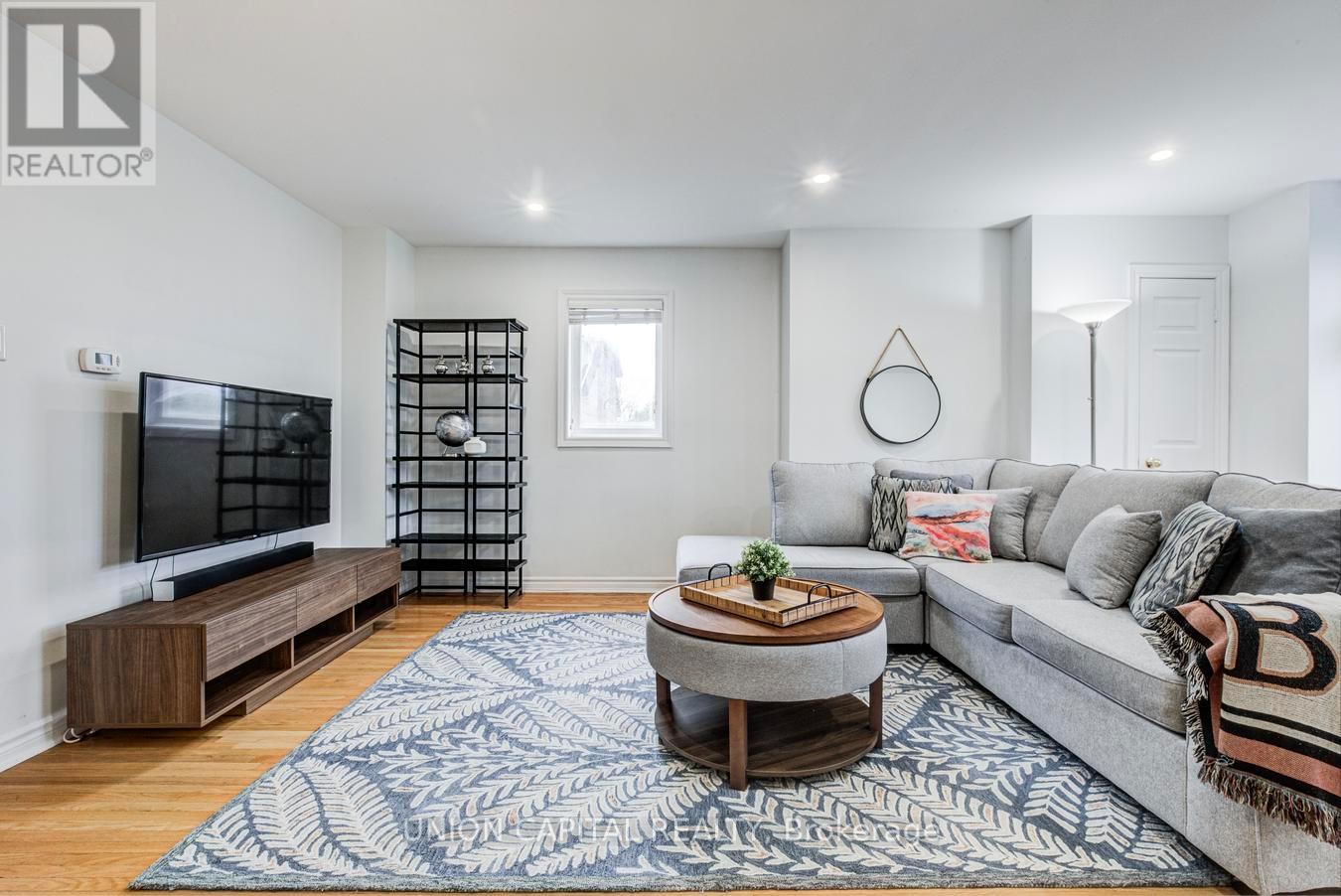 #8 1 BASTEDO AVENUE - 9