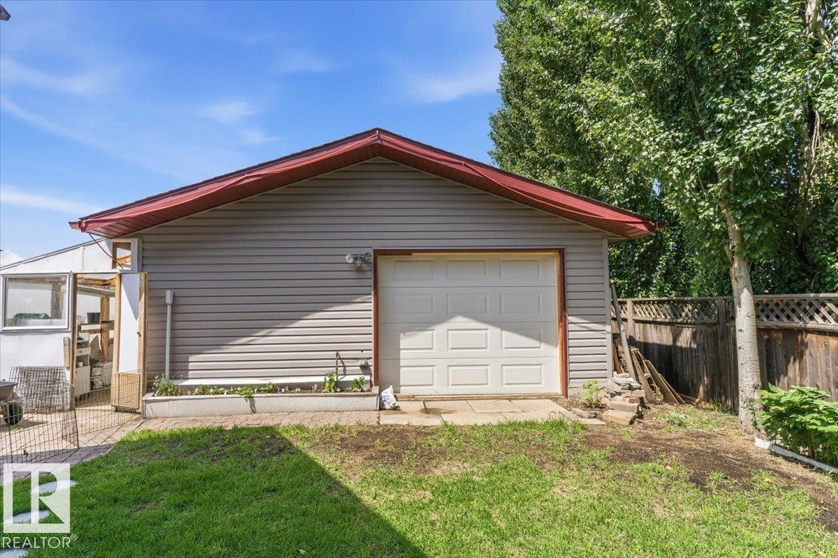 5316 53 ST - 31