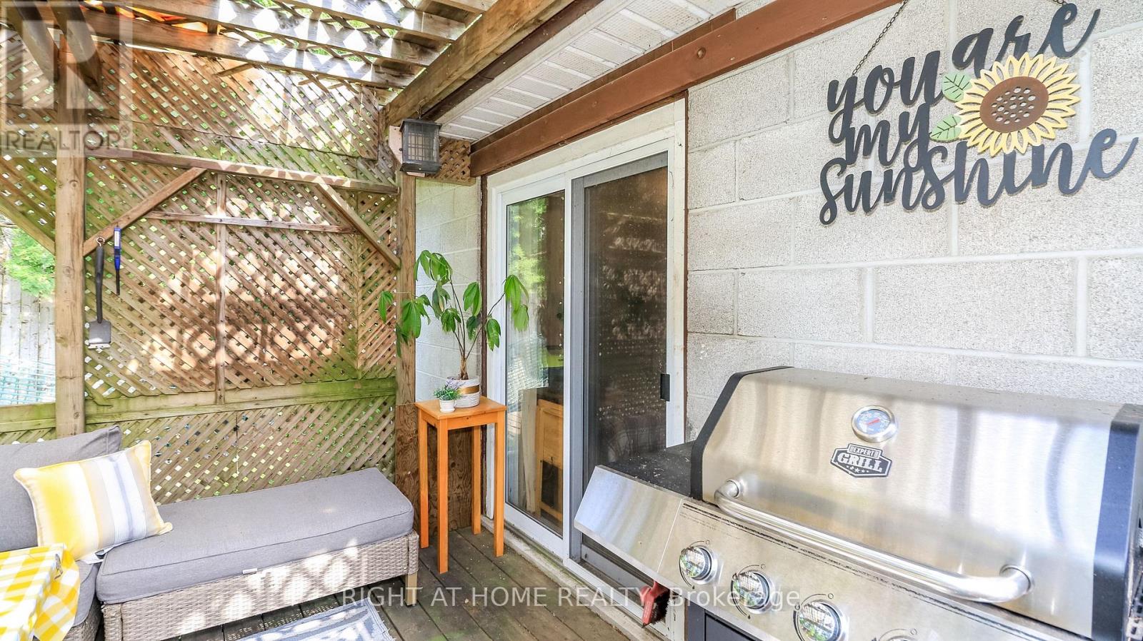 774 JAMES STREET - 11