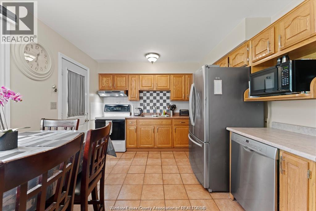 3285 ROSEBRIAR ROAD - 9