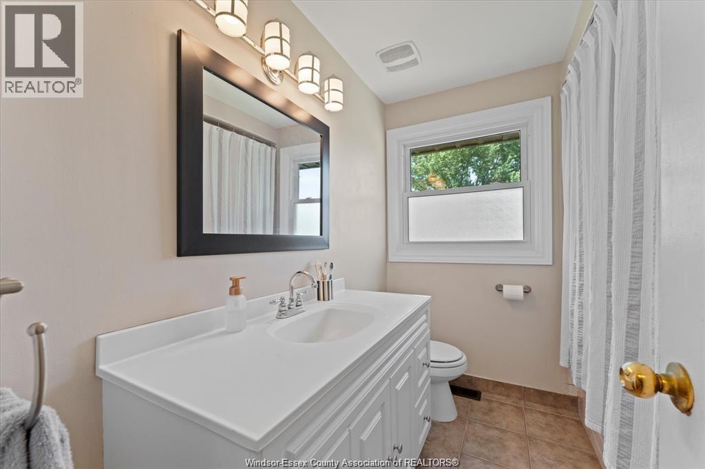 3285 ROSEBRIAR ROAD - 18