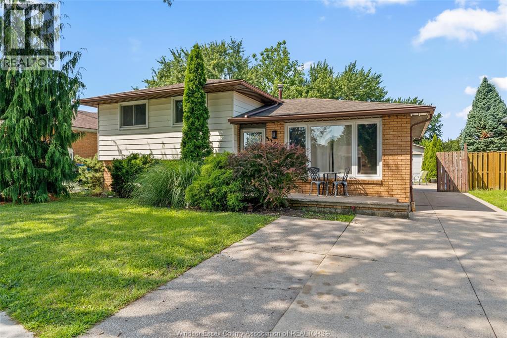 3285 ROSEBRIAR ROAD - 2