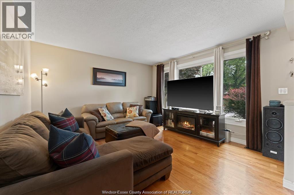 3285 ROSEBRIAR ROAD - 4