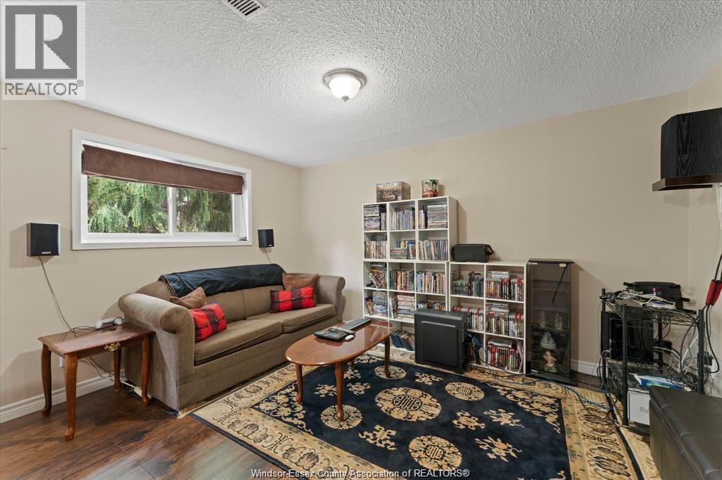3285 ROSEBRIAR ROAD - 21
