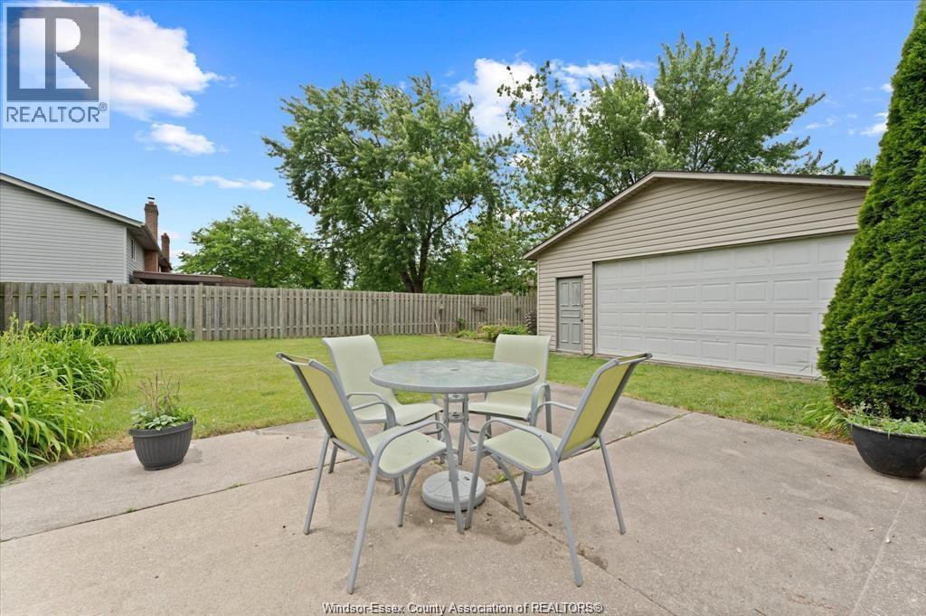 3285 ROSEBRIAR ROAD - 27