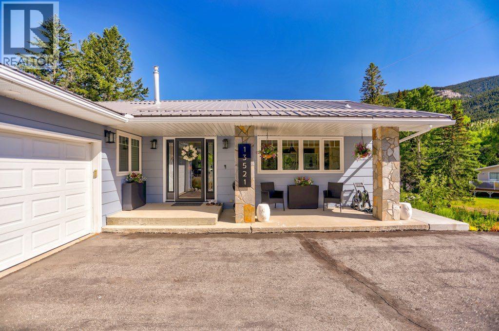 13521 15 Avenue - 3