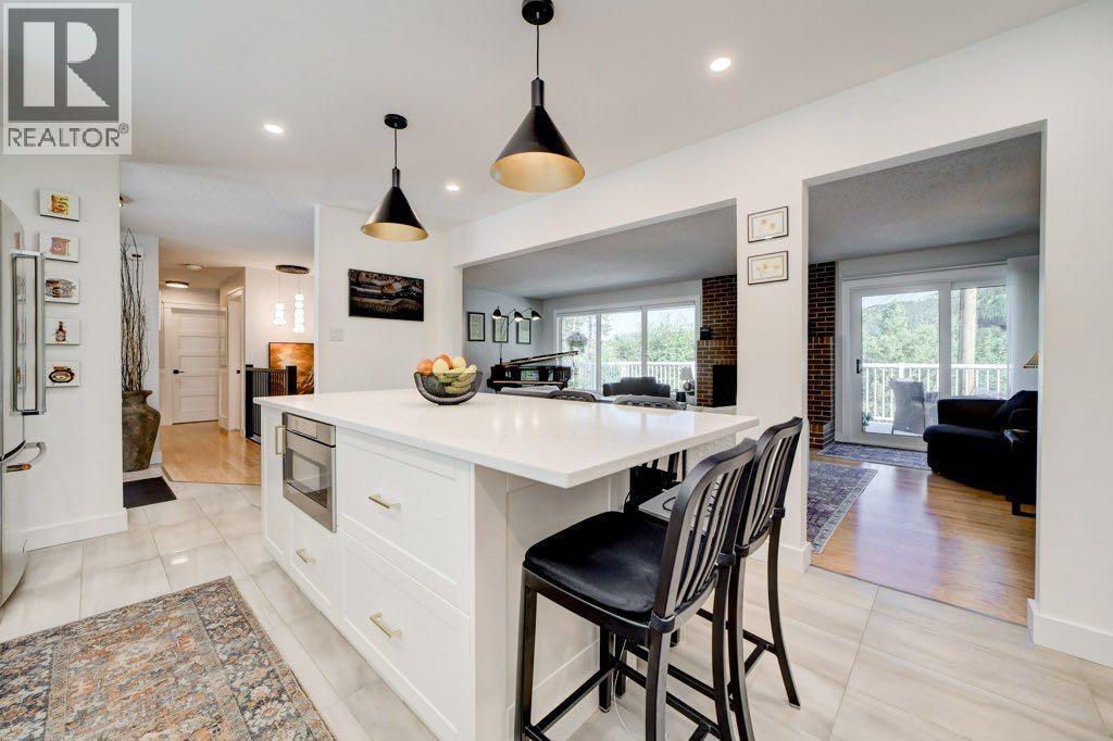 13521 15 Avenue - 16