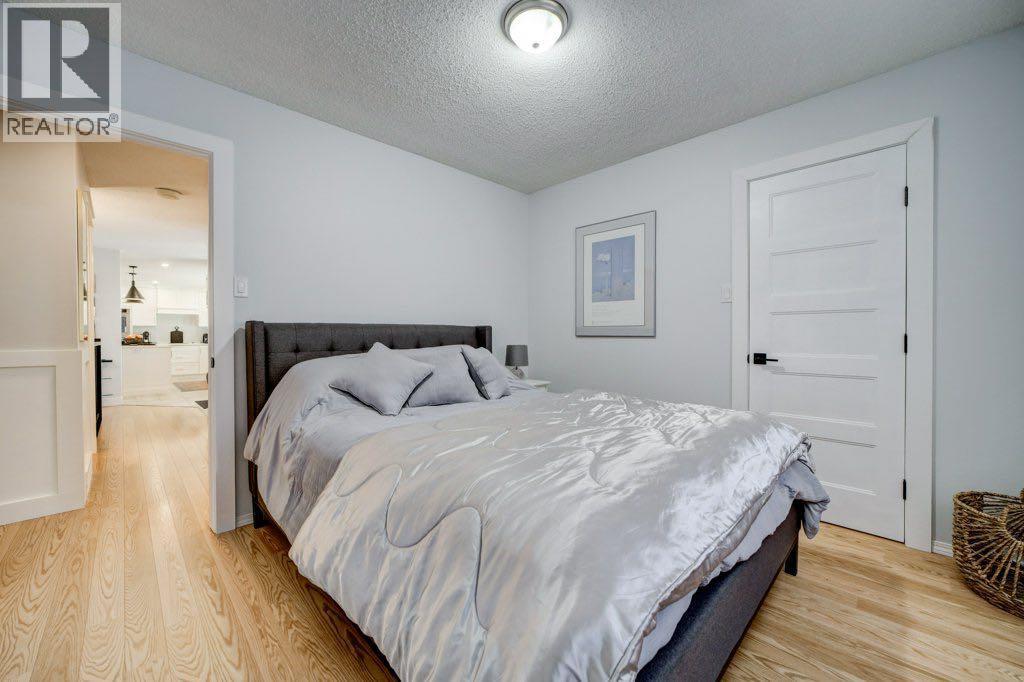 13521 15 Avenue - 27