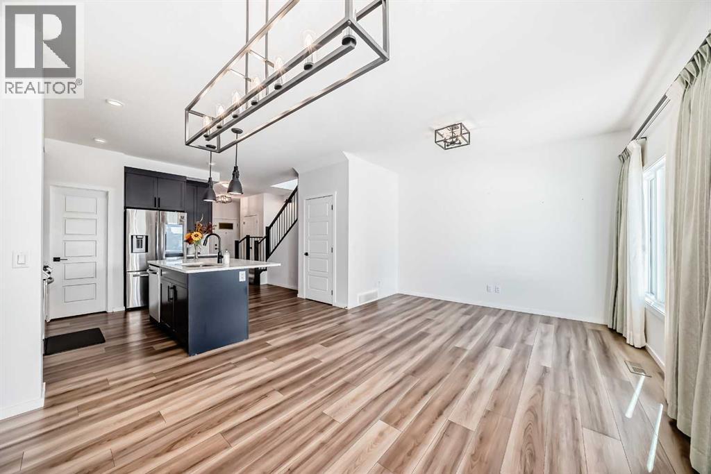 91 Walcrest Way SE - 8