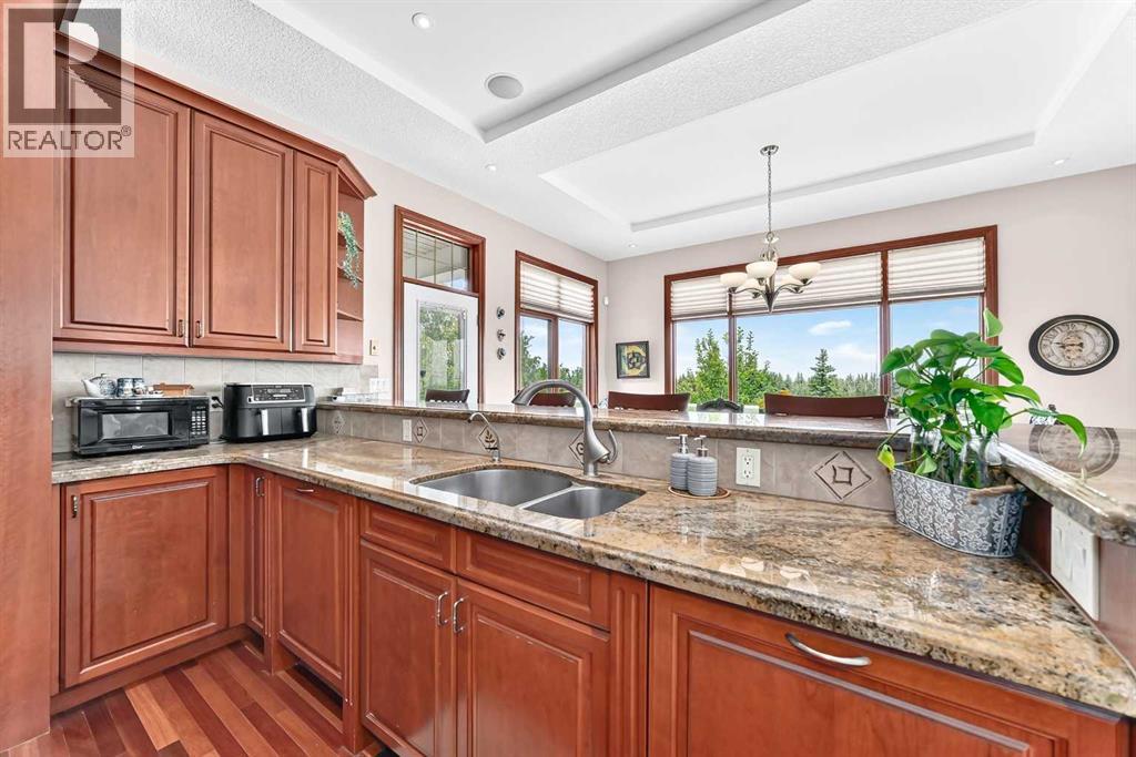 198029 SPRUCE MEADOWS Way - 8