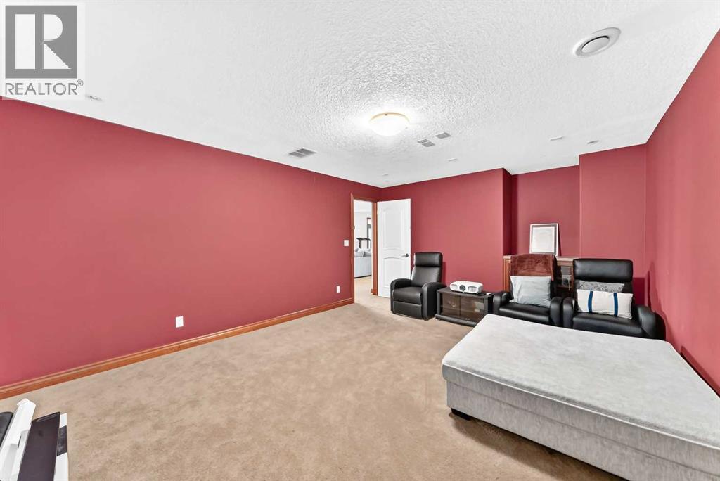 198029 SPRUCE MEADOWS Way - 40