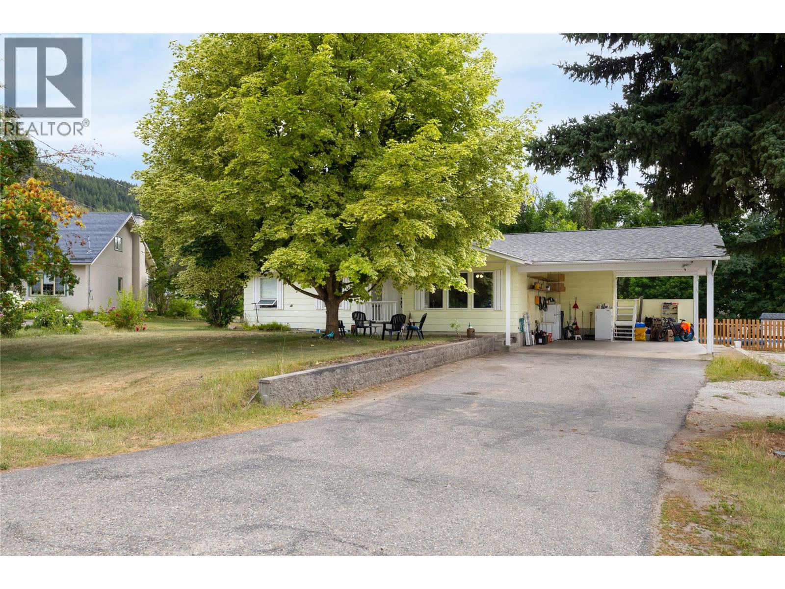 3467 Lockhart Crescent - 1
