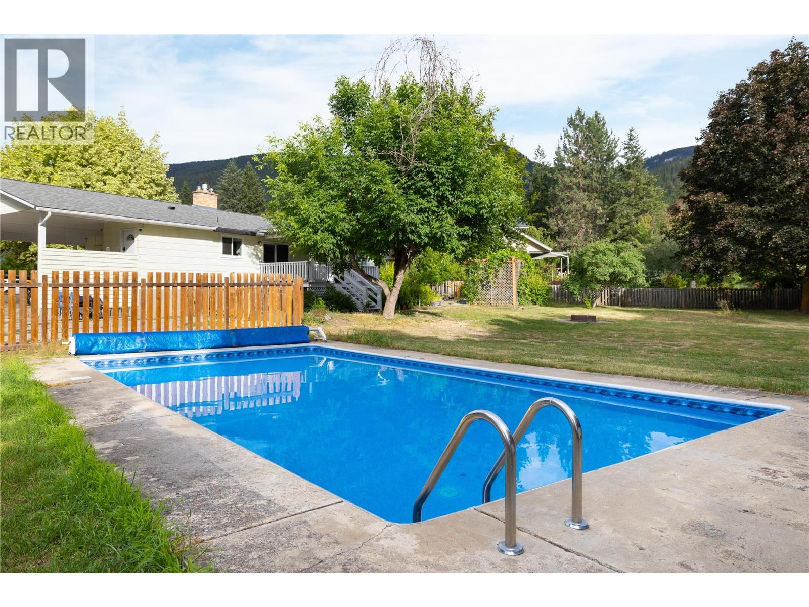 3467 Lockhart Crescent - 3