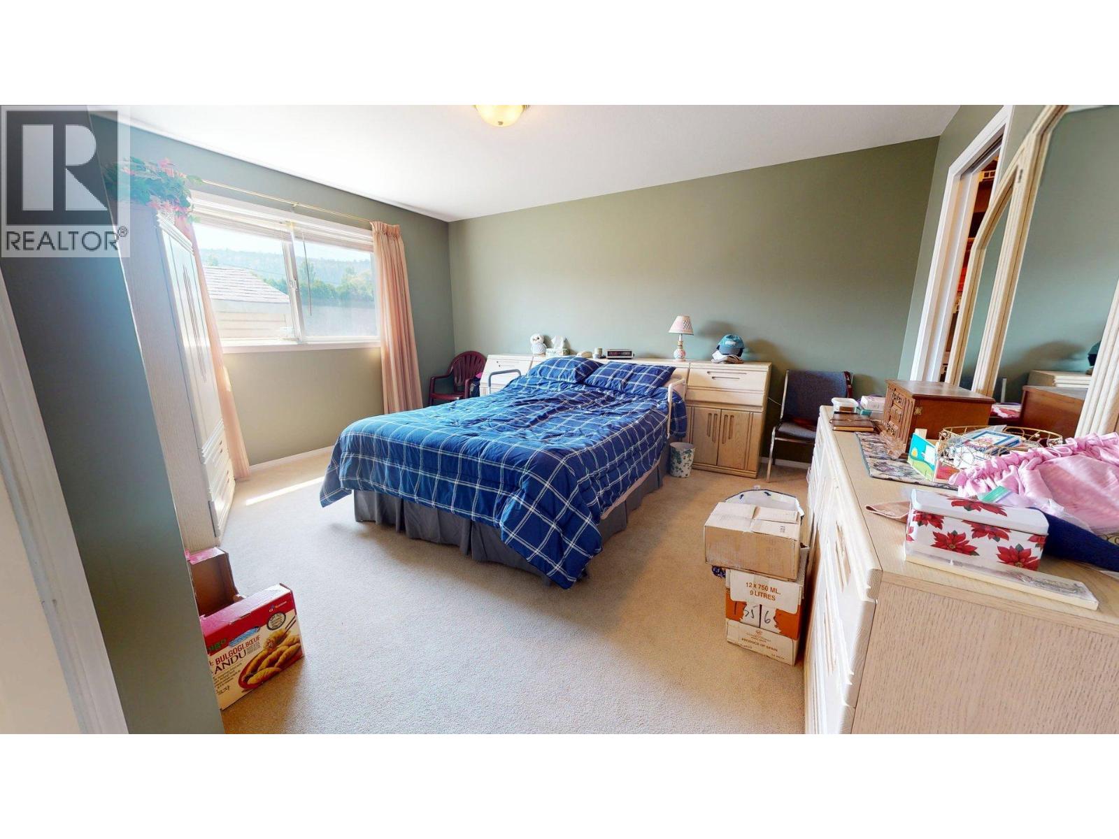  427 Ballou Place, Kelowna