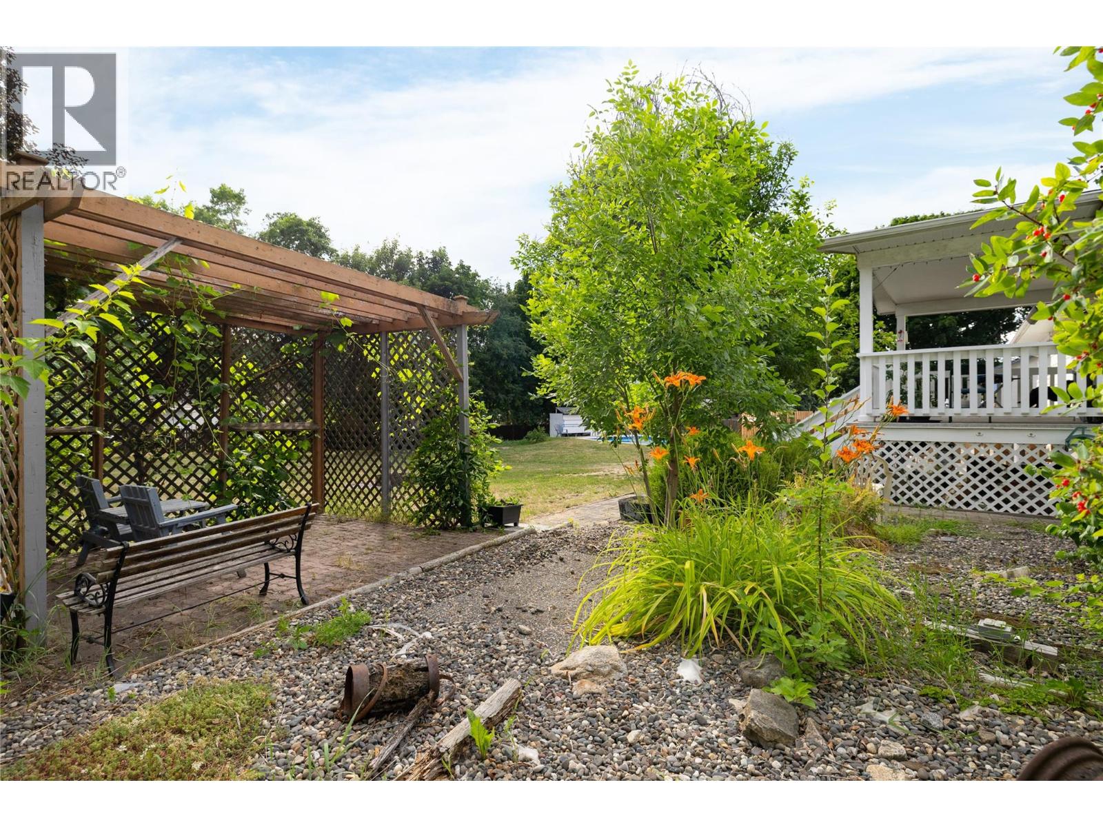 3467 Lockhart Crescent - Image 18