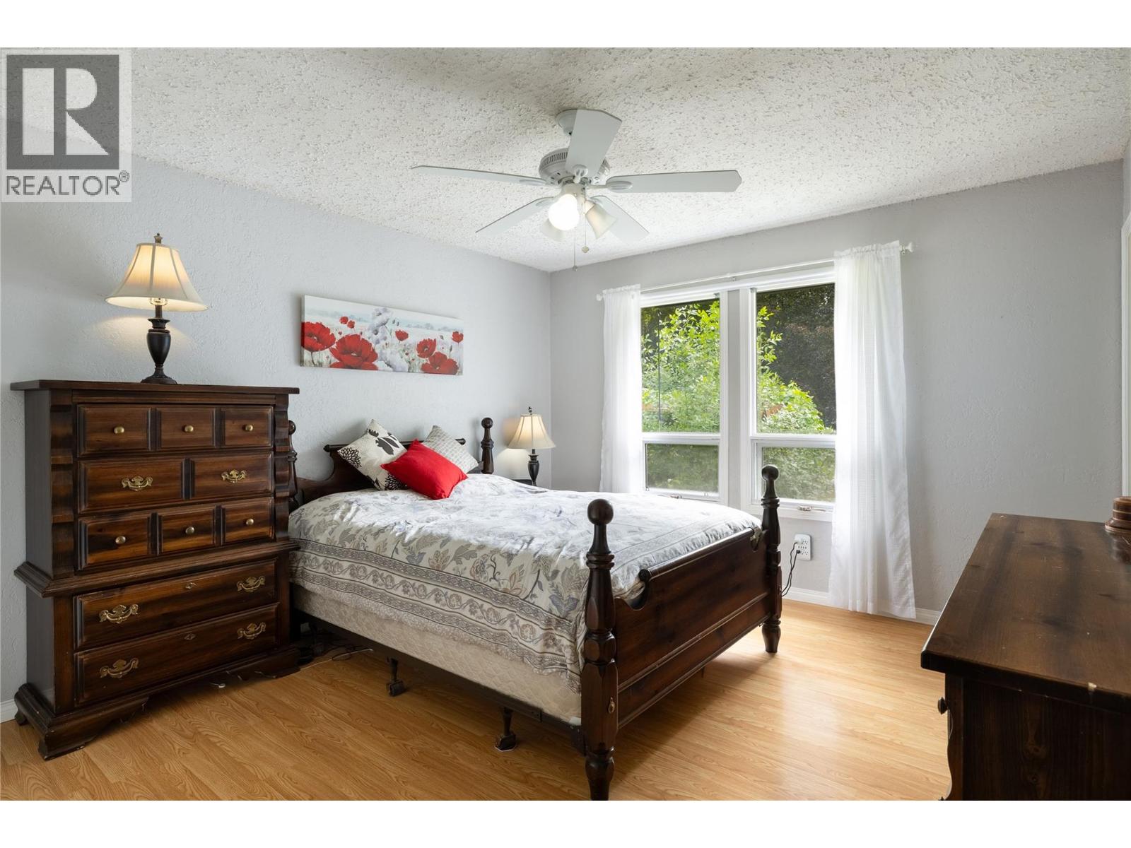 3467 Lockhart Crescent - Image 34
