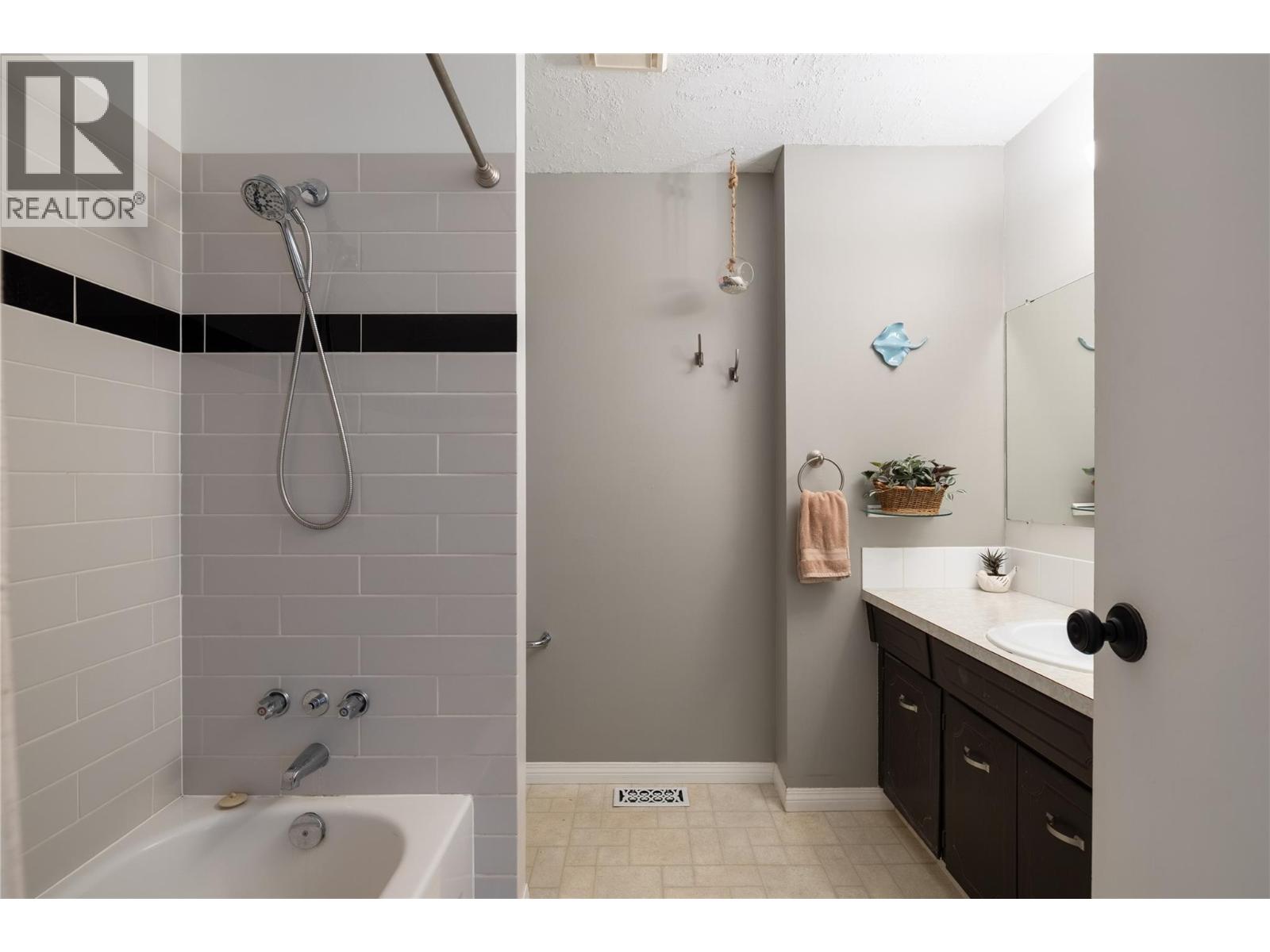 3467 Lockhart Crescent - 39